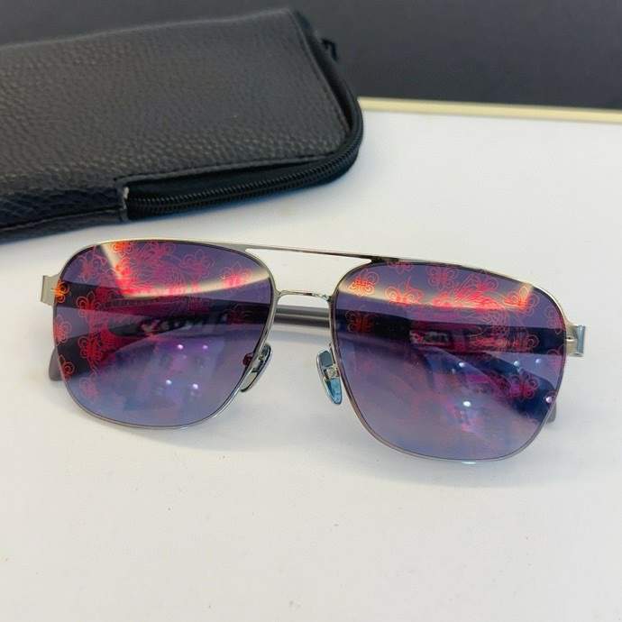 Picture of Chrome Hearts Sunglasses _SKUfw60540941fw